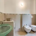 In With Pool And Jacuzzis * Ostra Vetere