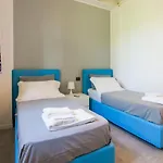 Vakantiehuis In With Pool And Jacuzzis