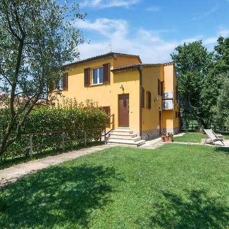 In With Pool And Jacuzzis Ostra Vetere