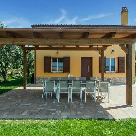 Belvilla By Oyo Montenovo Holiday home *