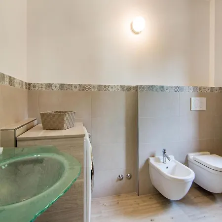 In With Pool And Jacuzzis * Ostra Vetere